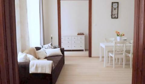 Kiadó 2 szobás lakás, 2 szobás lakás, Klobučnícka, Bratislava - Staré 