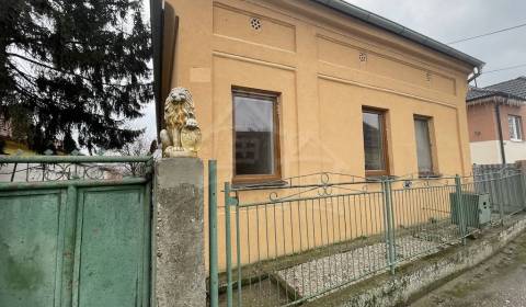 Eladó Családi ház, Családi ház, Šaľa, Szlovákia