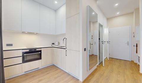 Kiadó 3 szobás lakás, 3 szobás lakás, Komárno, Szlovákia