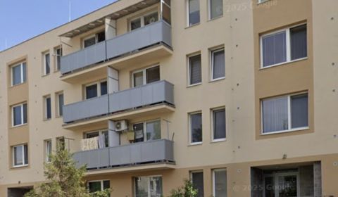 Hangulatos, felújított 1 szobás lakás kiadó Hlohovecben
