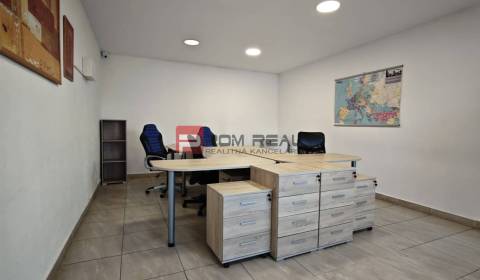 Kiadó Irodahelység, Irodahelység, Šúrska, Pezinok, Szlovákia