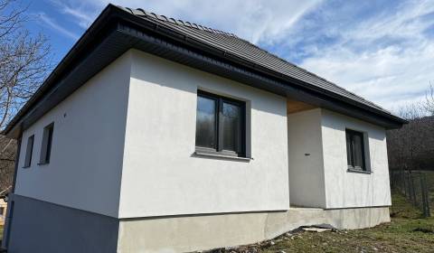 Eladó Családi ház, Családi ház, Nitra, Szlovákia