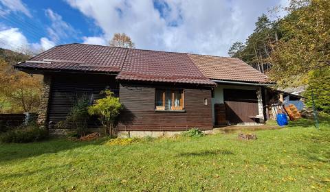 Eladó Családi ház, Családi ház, Turčianske Teplice, Szlovákia