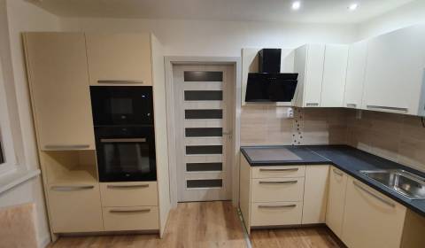 Kiadó 2 szobás lakás, 2 szobás lakás, Nové Zámky, Szlovákia