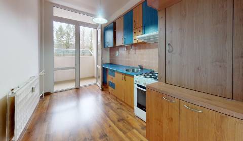 Eladó 3 szobás lakás, 3 szobás lakás, Okružná, Prievidza, Szlovákia