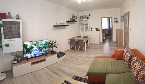 Eladó 2 szobás lakás, 2 szobás lakás, Záhorácka, Malacky, Szlovákia
