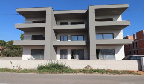Eladó Apartmanok, Apartmanok, Vodice, Horvátország