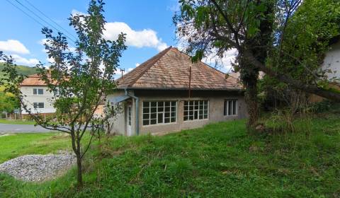 Eladó Családi ház, Családi ház, Veľký Krtíš, Szlovákia