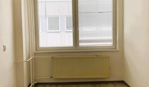 Kiadó Irodahelység, Irodahelység, Garbiarska, Košice - Staré Mesto, Sz