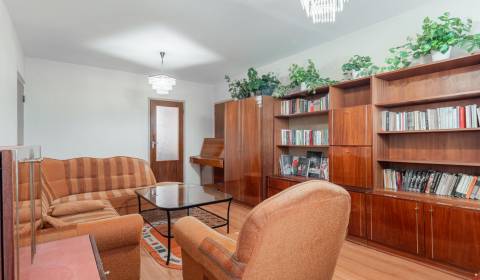 Eladó 3 szobás lakás, 3 szobás lakás, Sídlisko M. Corvina, Dunajská St