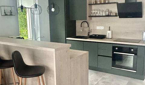 Kiadó 2 szobás lakás, 2 szobás lakás, Golfová, Senec, Szlovákia