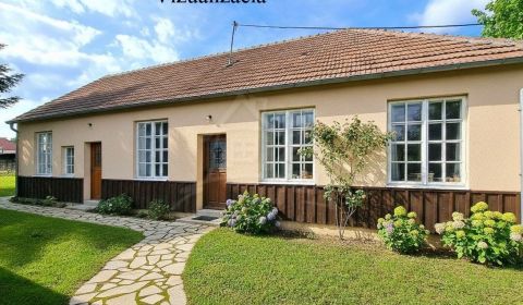 Eladó Családi ház, Családi ház, Nitra, Szlovákia