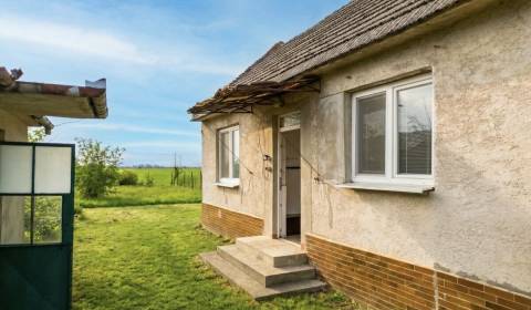 Eladó Családi ház, Családi ház, Hlohovec, Szlovákia