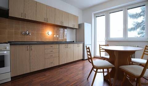 Kiadó 3 szobás lakás, 3 szobás lakás, Gogoľova, Trenčín, Szlovákia