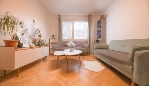 Eladó 3 szobás lakás, 3 szobás lakás, Bezručova, Trenčín, Szlovákia