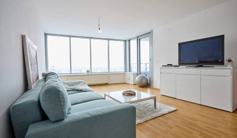 Eladó 2 szobás lakás, 2 szobás lakás, Bajkalská, Bratislava - Nové Mes