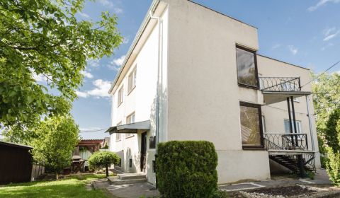 Eladó Családi ház, Családi ház, SNP ulica, Trebišov, Szlovákia