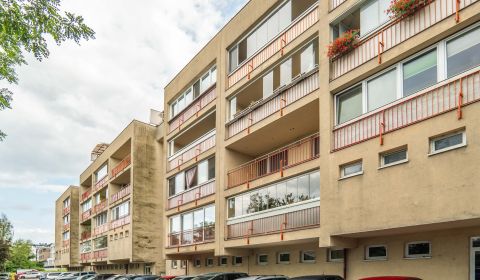 Kiadó 2 szobás lakás, 2 szobás lakás, Mierová, Bratislava - Ružinov, S