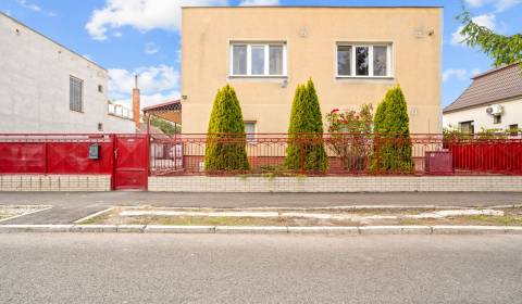 Eladó Családi ház, Családi ház, Dunajská Streda, Szlovákia