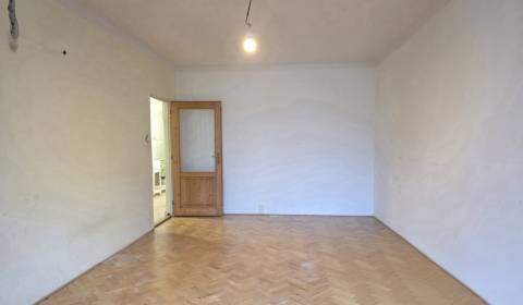 Eladó 2 szobás lakás, 2 szobás lakás, Nitra, Szlovákia