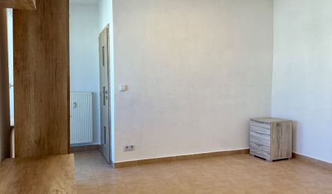 Eladó 1 szobás lakás, 1 szobás lakás, Krížna, Bratislava - Staré Mesto