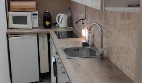 Eladó 1 szobás lakás, 1 szobás lakás, Krížna, Bratislava - Staré Mesto