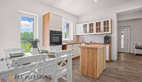 Eladó Családi ház, Családi ház, Dunajská Streda, Szlovákia