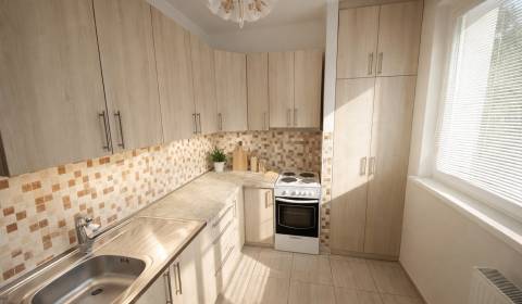 Eladó 2 szobás lakás, 2 szobás lakás, Palárikova, Senica, Szlovákia