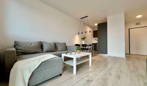 Kiadó 2 szobás lakás, 2 szobás lakás, Hraničná, Bratislava - Ružinov, 