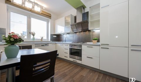 Eladó 2 szobás lakás, 2 szobás lakás, 8.mája 316, Považská Bystrica, S