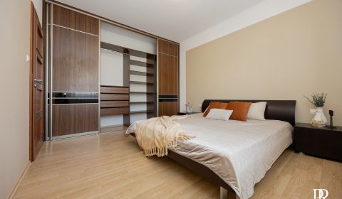 Eladó 2 szobás lakás, 2 szobás lakás, 8.mája 316, Považská Bystrica, S
