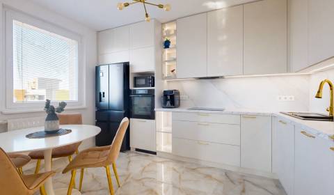 Eladó 3 szobás lakás, 3 szobás lakás, Centrum II, Ilava, Szlovákia