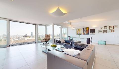 Eladó 4 szobás lakás, 4 szobás lakás, Boženy Němcovej, Bratislava - St