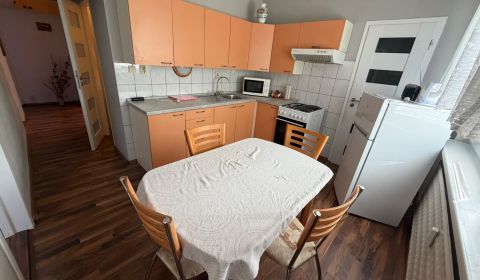 Eladó 3 szobás lakás, 3 szobás lakás, Krušovská, Topoľčany, Szlovákia