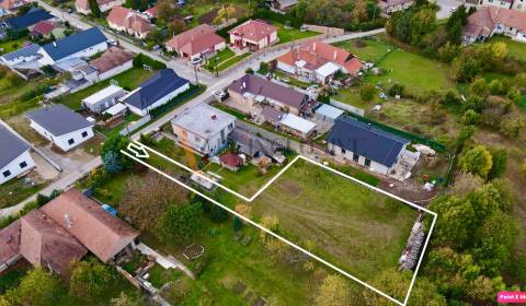 Eladó Építési telek, Építési telek, Nitrianska Blatnica, Topoľčany, Sz