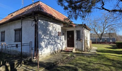 Eladó Családi ház, Családi ház, Michalovce, Szlovákia