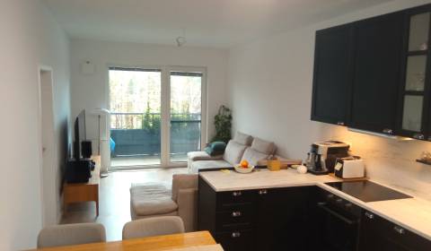 Eladó 2 szobás lakás, 2 szobás lakás, Vrbenského, Bratislava - Rača, S