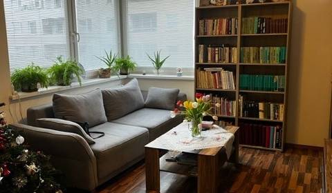 Kiadó 2 szobás lakás, 2 szobás lakás, Silvanová, Pezinok, Szlovákia