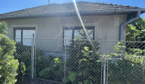 Eladó Családi ház, Családi ház, Nové Zámky, Szlovákia