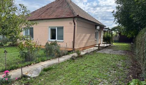 Eladó Családi ház, Családi ház, Komárno, Szlovákia