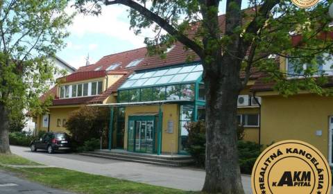 Kiadó Irodahelység, Irodahelység, Nádvorna ulica, Zvolen, Szlovákia