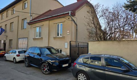 Eladó Családi ház, Családi ház, Mudroňova, Košice - Juh, Szlovákia