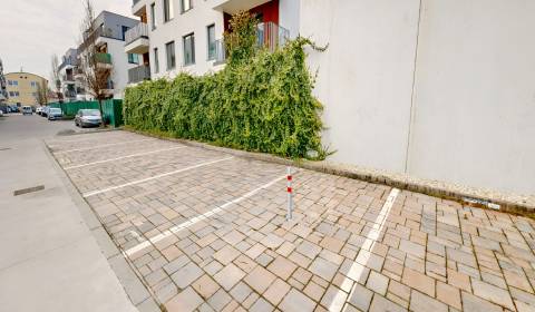 Eladó Garázsok, Garázsok, Na piesku, Bratislava - Ružinov, Szlovákia