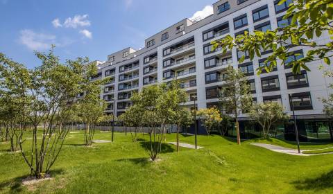 Eladó 3 szobás lakás, 3 szobás lakás, Račianska, Bratislava - Nové Mes