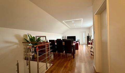 Eladó Családi ház, Családi ház, Bratislava - Podunajské Biskupice, Szl