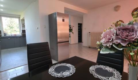 Eladó Családi ház, Családi ház, Prievidza, Szlovákia