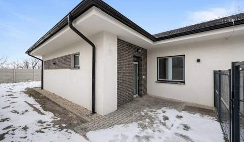 Eladó Családi ház, Családi ház, Dunajská Streda, Szlovákia