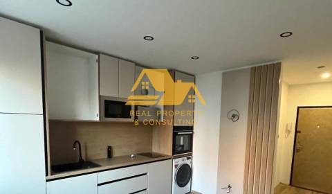 Kiadó 1 szobás lakás, 1 szobás lakás, Nové Zámky, Nové Zámky, Szlováki