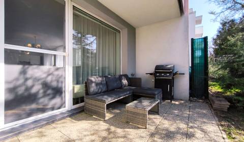 Kiadó 2 szobás lakás, 2 szobás lakás, Úzka, Senec, Szlovákia