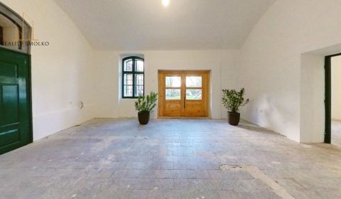 Kiadó Üzlethelység, Üzlethelység, Šebastovská, Prešov, Szlovákia